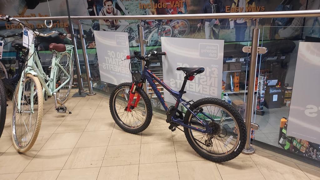 Carrera Blast Junior Mountain Bike 20 